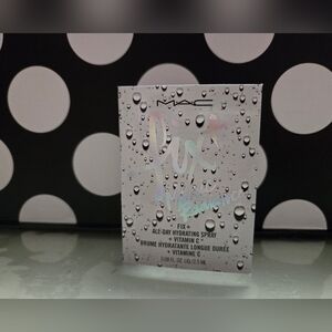 5/$25✨️M.A.C Setting Spray✨️